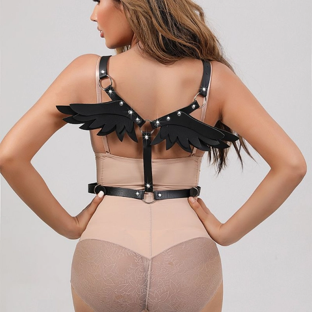 Harness Peitoral com Asas Preto